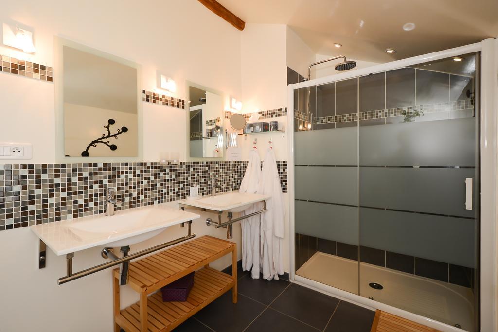 Entre Cour Et Jardin Hotel Chalons en Champagne Luaran gambar